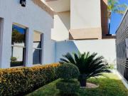 CASA EN VENTA EN BOSQUES DEL SAN FRANCISCO FRENTE A...