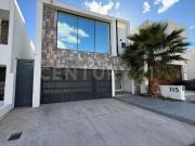 Casa en Venta en Bosques del Valle, Chihuahua, Chihuahua