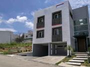 casa en venta en bosques esmeralda