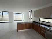 CASA EN VENTA EN BOSQUES VALLARTA