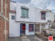 Casa en Venta en Brisas del Pedregal, sobre Blvd. Ideal...