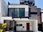 Casa en venta en Britania La Calera, Puebla