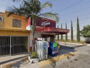 CASA EN VENTA EN BUEN PUNTO PARA COMERCIO.SANTA CRUZ DEL...