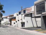Casa en Venta en Bugambilias 1a secc. dentro de Coto