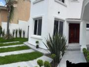 CASA EN VENTA EN BUGAMBILIAS 1A SECCIÓN