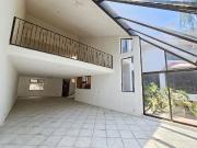 Casa en venta en Bugambilias 2da sección