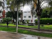 Casa en Venta en C. Av. Santa Rosa, Villas de San...