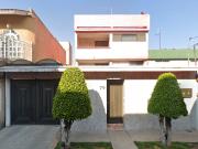 CASA EN VENTA EN C. BOSQUES DE IRAN COL. BOSQUES DE...