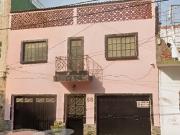 Casa en venta en c. María Hernández Zarco col. Álamos,...