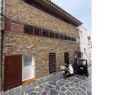 Casa en venta en Cadaqués Costa Brava. Casa adosada en...