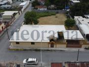 Casa con terreno grande en venta en el centro Cadereyta