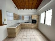 casa en venta en calasanz. Cod V12840