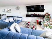 Casa en venta en Calderón, 3 dormitorios con patio en...