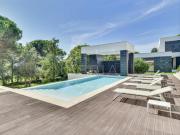 Casa en venta en Caldes de Malavella. Villa de lujo con...