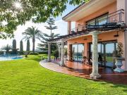 Casa en venta en Calella. Lujo con vistas panorámicas al...