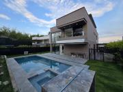 Casa en venta en Cali. Cod V5761