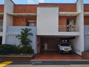 Casa En Venta En Cali En Ciudad Jardin V282708