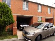 CASA EN VENTA EN CALI SUR VALLE DEL LILI CR LUSITANIA