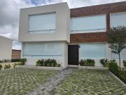 Casa en Venta en Calimaya Lomas Virreyes con canchas de...