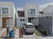 CASA EN VENTA EN CALLE 20 #406, COL VISTA HERMOSA, CP...
