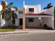 Casa en venta en calle 21 Palmarales de Altabrisa en...