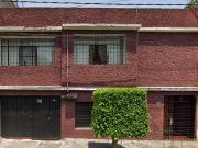 Casa En Venta En Calle 4 Oriente Isidro Fabela Tlalpan...