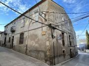 Casa en venta en calle Cabra, Castelló d´Empúries, de...