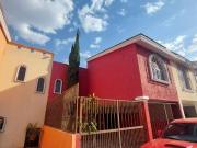 CASA EN VENTA EN CALLE CANCÚN EN PINAR DE LA CALMA...