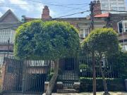Casa en venta en calle cerrada