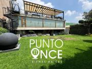 Casa en venta en calle cerrada con vigilancia en...