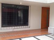 Casa en Venta en Calle Cerrada, Ubicación Privilegiada...