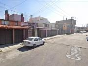 CASA EN VENTA EN CALLE CIRUELOS, COL. SAN JERÓNIMO...