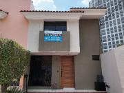 Casa en venta en Calle Dos Loma Bonita