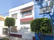 Casa en venta en calle Misantla, col. Roma Sur,...