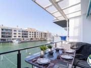 Casa en venta en calle Moxo, Castelló d´Empúries, de 97...