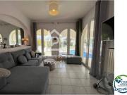 Casa en venta en calle Noguera, Castelló d´Empúries, de...