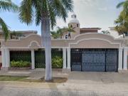 Casa en venta en Calle Pelícanos, Marina Vallarta,...