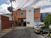 Casa en venta en calle Plan de Guadalupe, col. Santa...