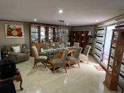 Casa en Venta en Calz. Zavaleta Residencial Arcos del...