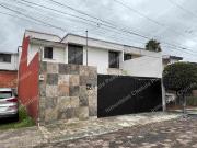 Casa en venta en Calzada Zavaleta y Camino Real, dentro...