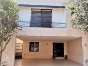 Casa en Venta en Calzadas Anáhuac, General Escobedo,...