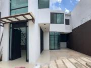CASA EN VENTA EN CAMPECHE 3 RECAMARAS