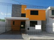 CASA EN VENTA EN CAMPECHE: COL. BOSQUES DE CAMPECHE