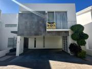 CASA EN VENTA EN CAMPESTRE SANTA MARÍA