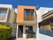 CASA EN VENTA EN CAMPO REAL, ZAPOPAN
