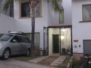 CASA EN VENTA EN CAMPO SUR TLAJOMULCO JALISCO