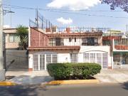CASA EN VENTA EN CANAL DE MIRAMONTES EN COYOACÁN CDMX REMATE