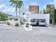 Casa en Venta en Cancún en el Table Cancún en Villas...