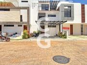 Casa en Venta en Cancún en Residencial Arbolada by...