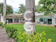 Casa en Venta en Cancún en Residencial Campestre con...